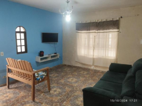 Casa grande simples aconchegante